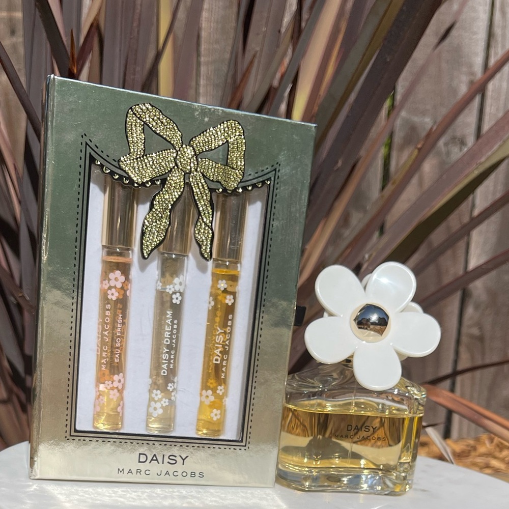 Marc Jacobs ‘DAISY’ Set